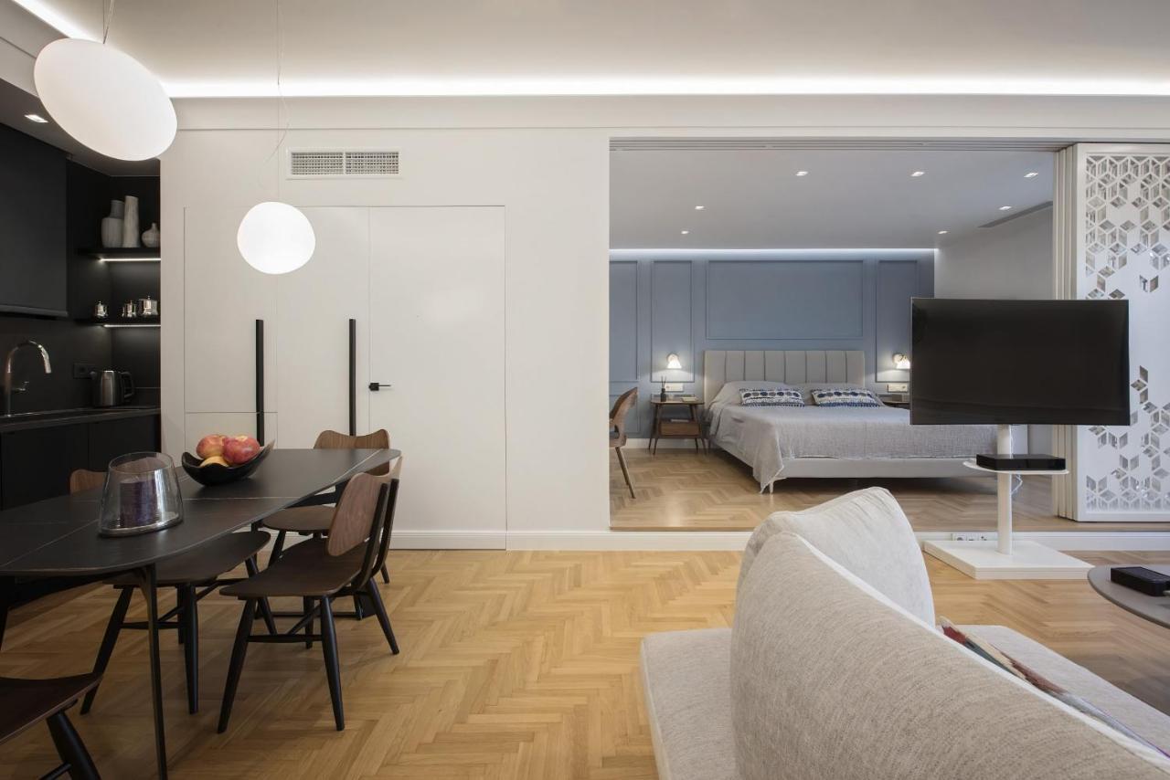 Chic Central Athens Apartment At Mavilli Sq. Екстериор снимка